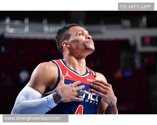 克林根弧顶稳准出手命中关键踩线两分投射练成助球队锁定胜局 克林根弧顶稳准出手命中关键踩线两分投射练成助球队锁定胜局